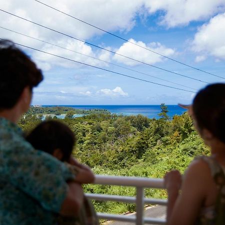 The Pool Resort Villa Ichigoichie Onna Exterior foto